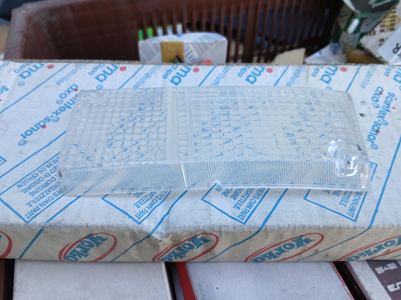 Clignotant RENAULT 5 (R5) LesAnciennes.com