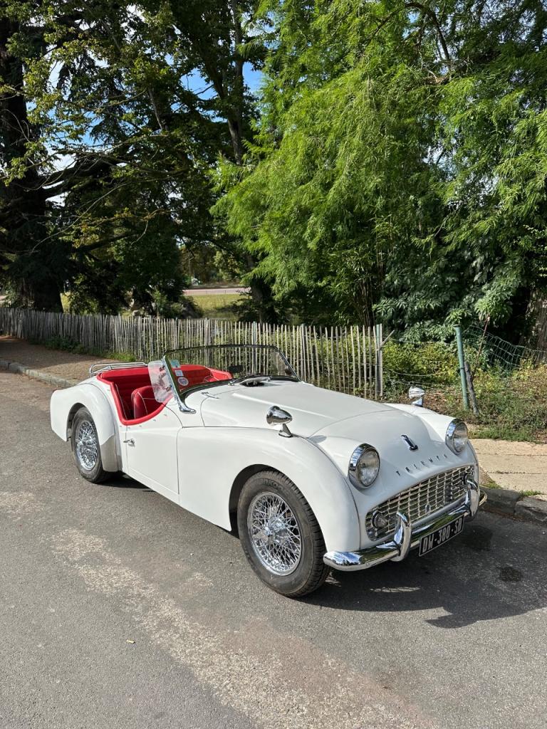 TRIUMPH TR3A - 1960 LesAnciennes.com