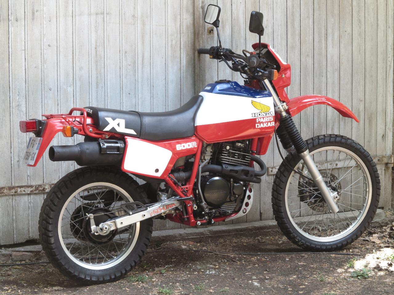 HONDA XL 600 Paris - Dakar - 1983 LesAnciennes.com