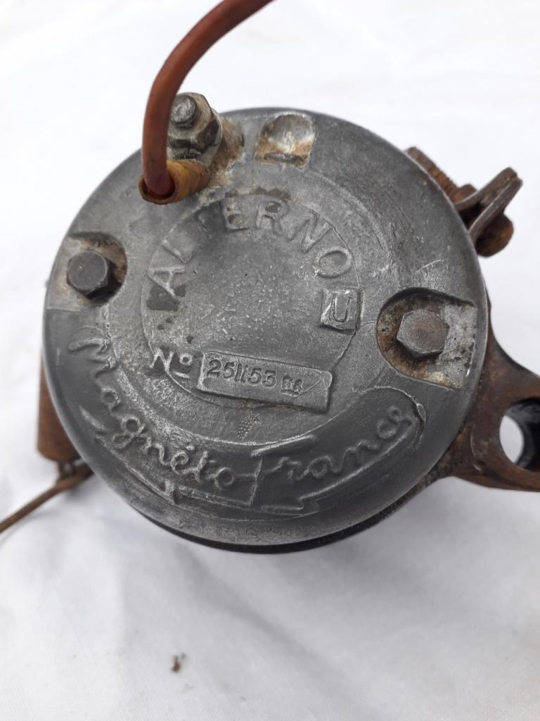 Pièces MAGNETO FRANCE U LesAnciennes.com