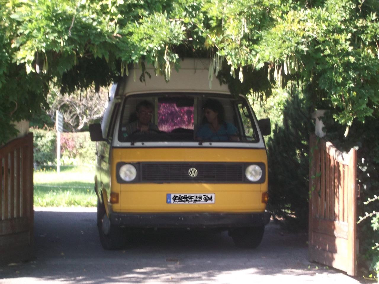 VOLKSWAGEN Combi T25 - 1982 LesAnciennes.com