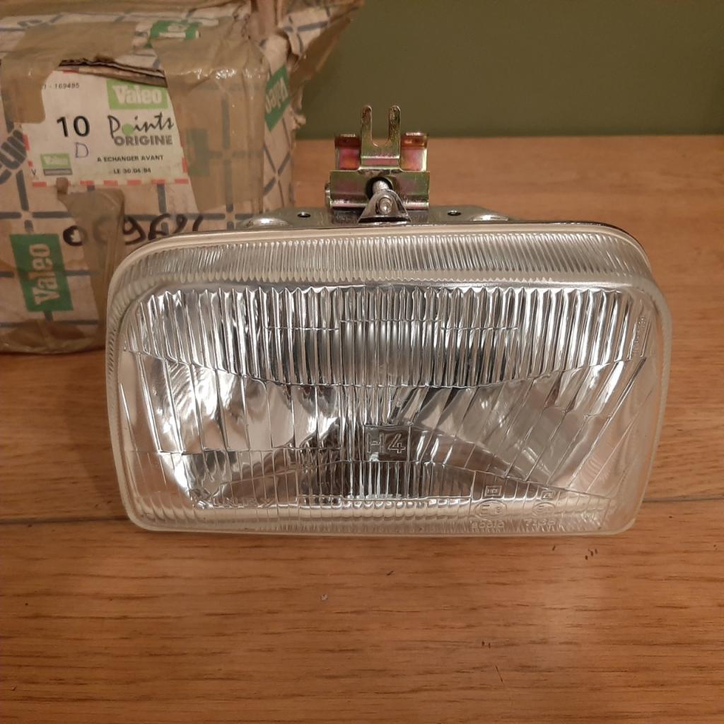 Optique FORD Fiesta LesAnciennes.com