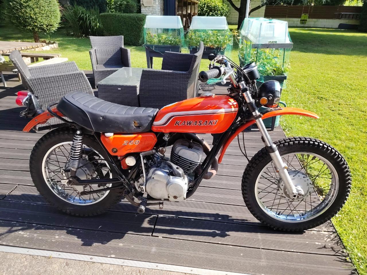 Recherche pièces KAWASAKI 250 F8 Bison 1971 / 72 LesAnciennes.com