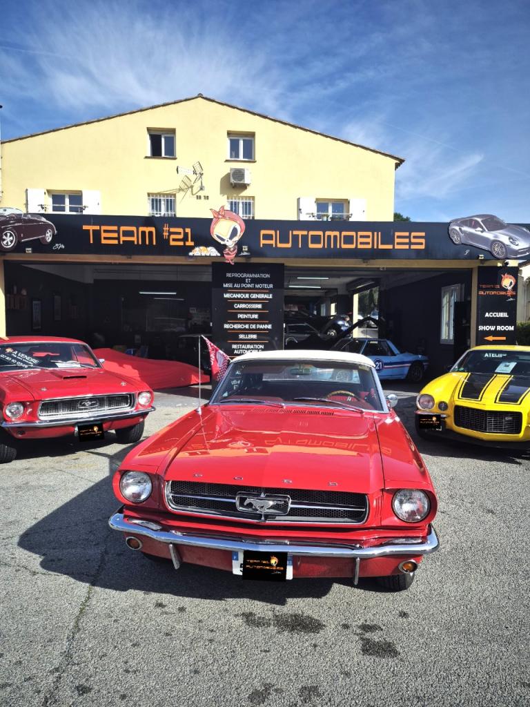 FORD Mustang Cabriolet - 1965 LesAnciennes.com
