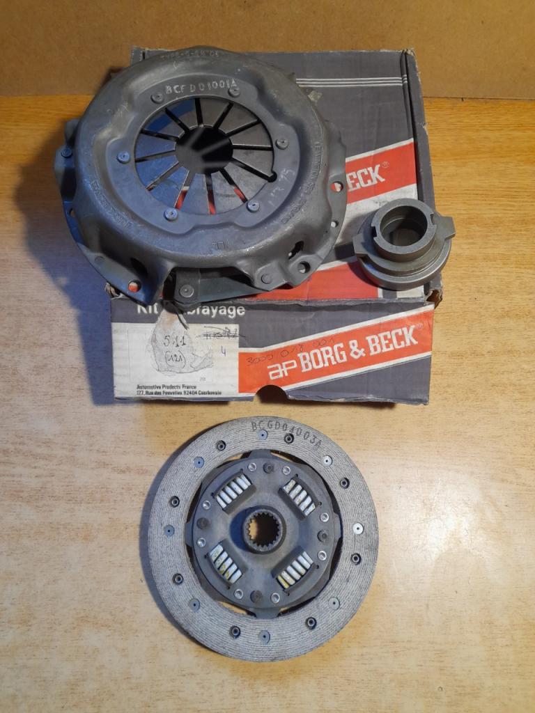 Kit embrayage Ford Escort MKI 1100 borg&beck 511 LesAnciennes.com