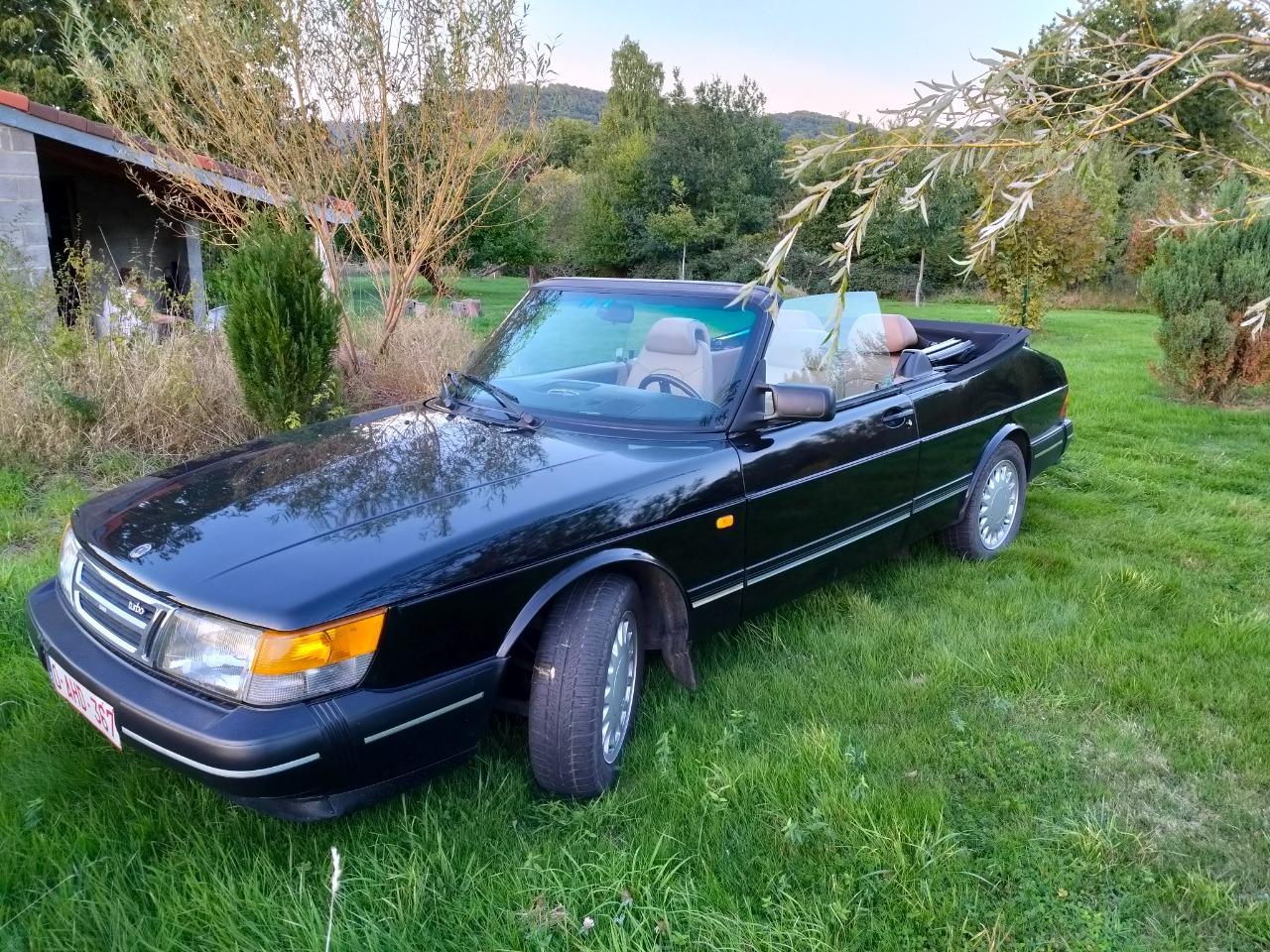 SAAB 900 Cabriolet - 1989 LesAnciennes.com