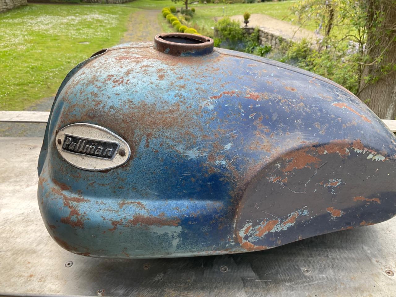 Pièces MONET GOYON PULLMAN 125 cc PROD. DE 1955 A LesAnciennes.com