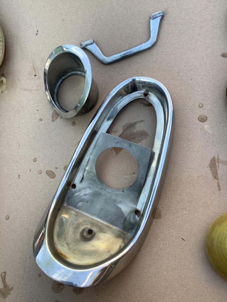 Lot de pièces SIMCA Océane LesAnciennes.com