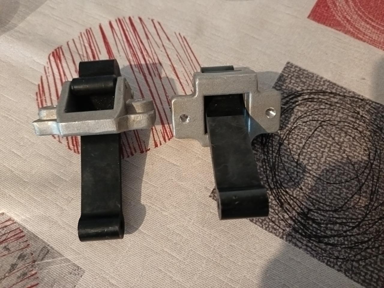 Blocage de porte ALFA ROMEO 1750 LesAnciennes.com