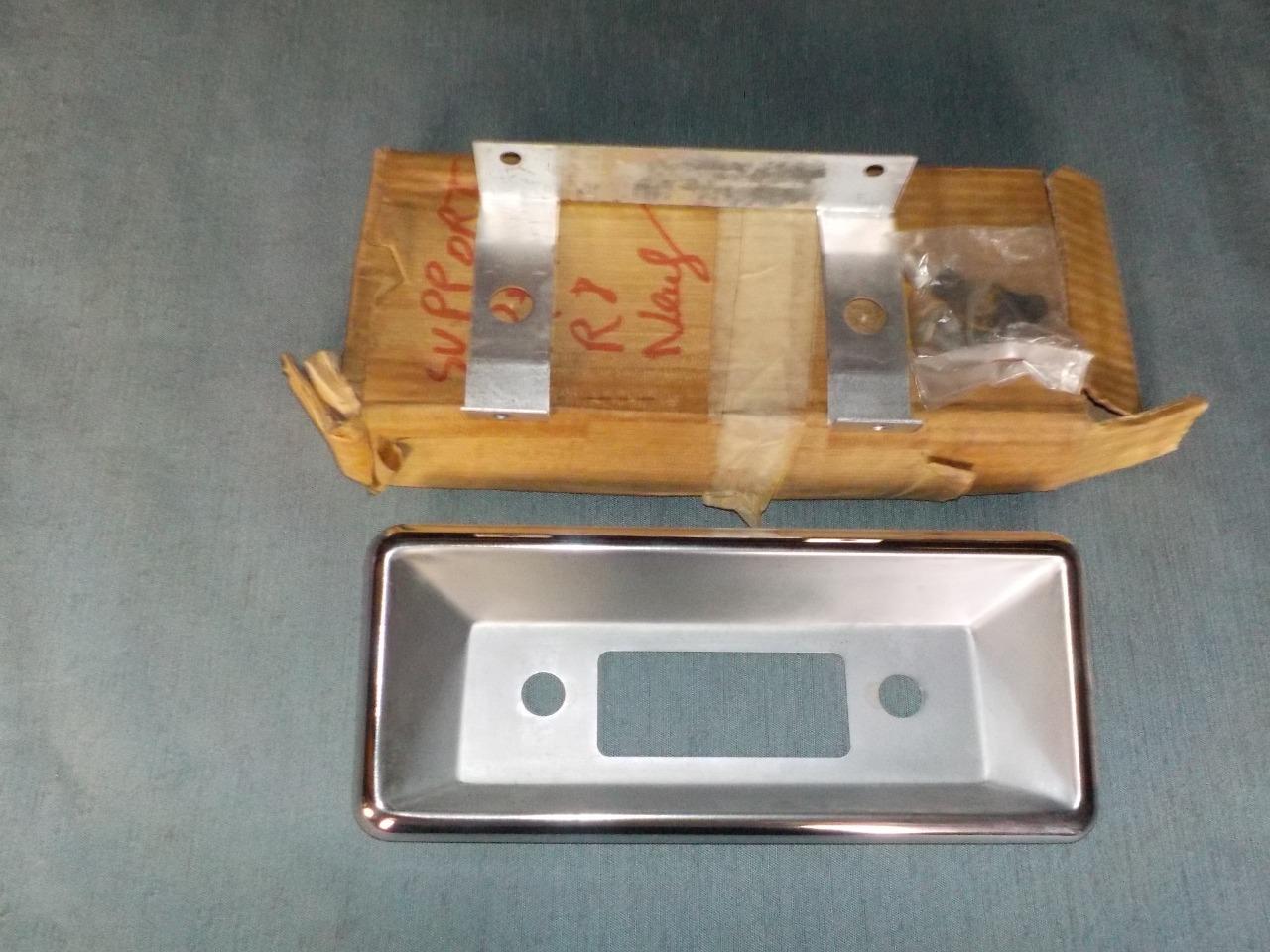 Support autoradio RENAULT 8 (R8) Gordini LesAnciennes.com