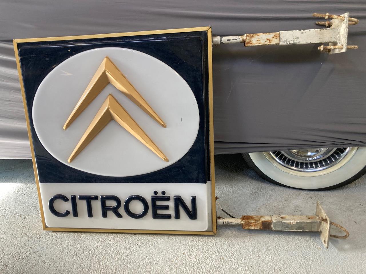 ENSEIGNE LUMINEUSE de concessionnaire CITROËN LesAnciennes.com