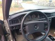 image_4-MERCEDES 190 E - 1990