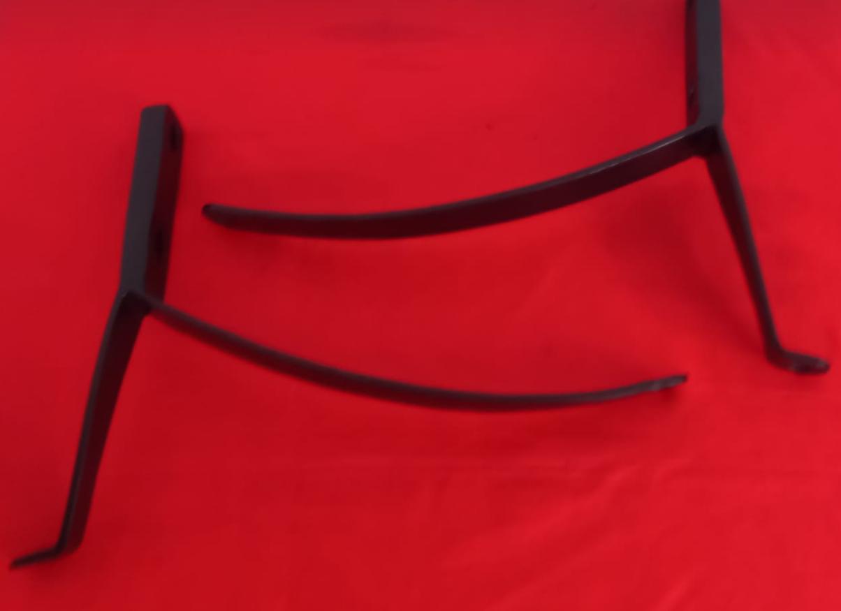 LANCIA Ardea paire de supports de pare-chocs LesAnciennes.com