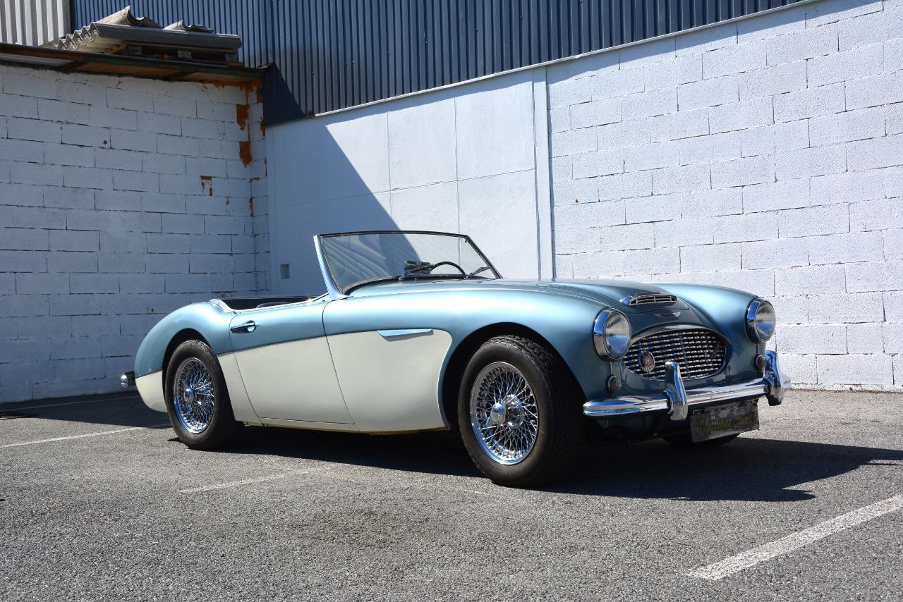 AUSTIN HEALEY 3000 BT7 - 1960 LesAnciennes.com
