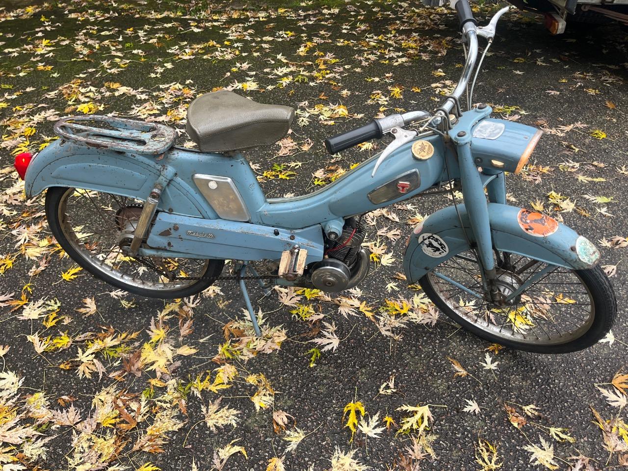 MOTOBECANE AV 88 AV68 - 1961 LesAnciennes.com