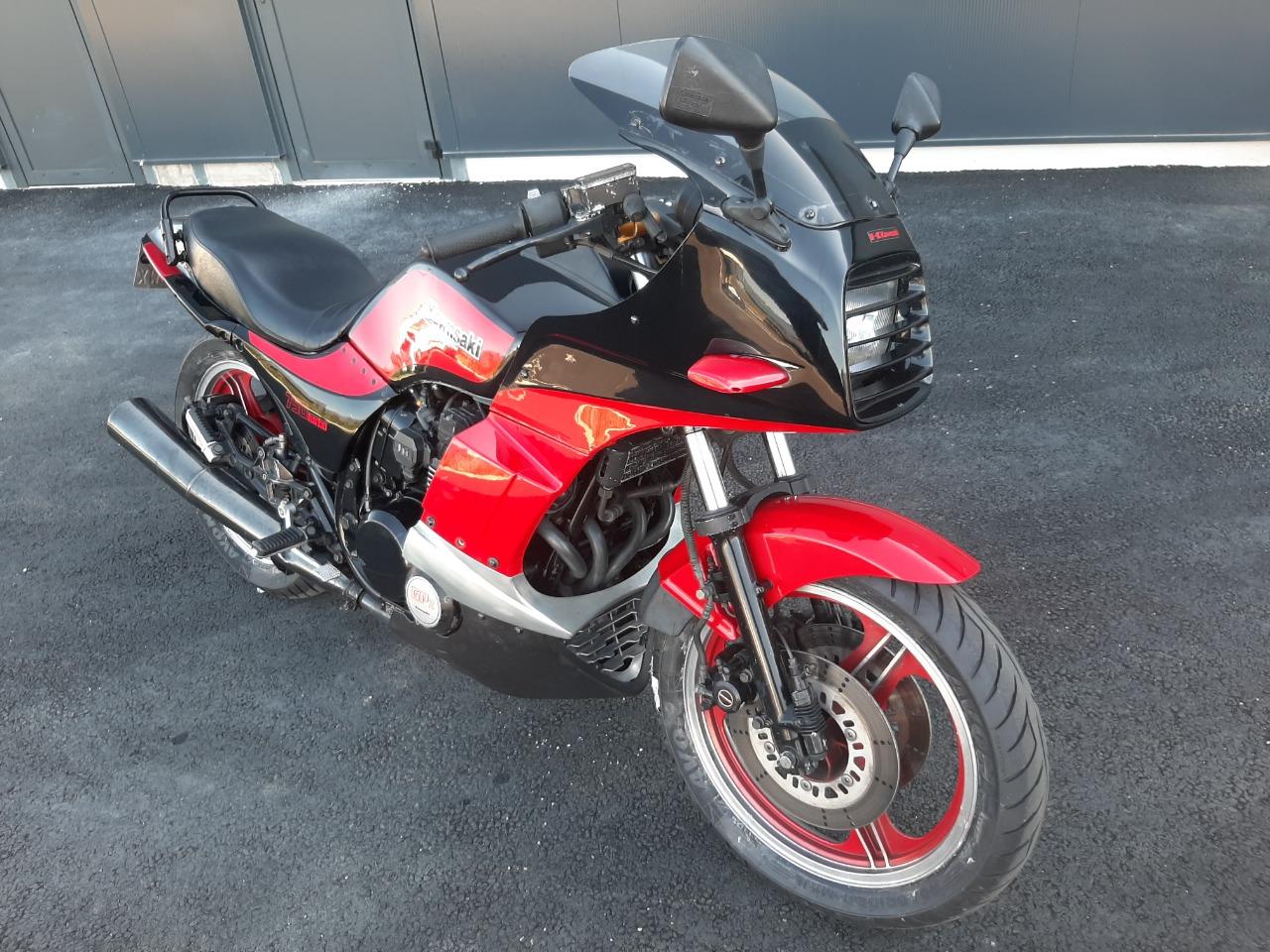 KAWASAKI GPZ 750 turbo - 1984 LesAnciennes.com