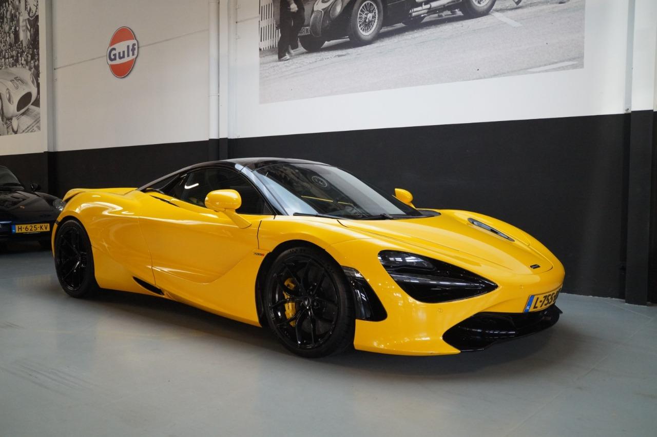 MCLAREN 720S LesAnciennes.com