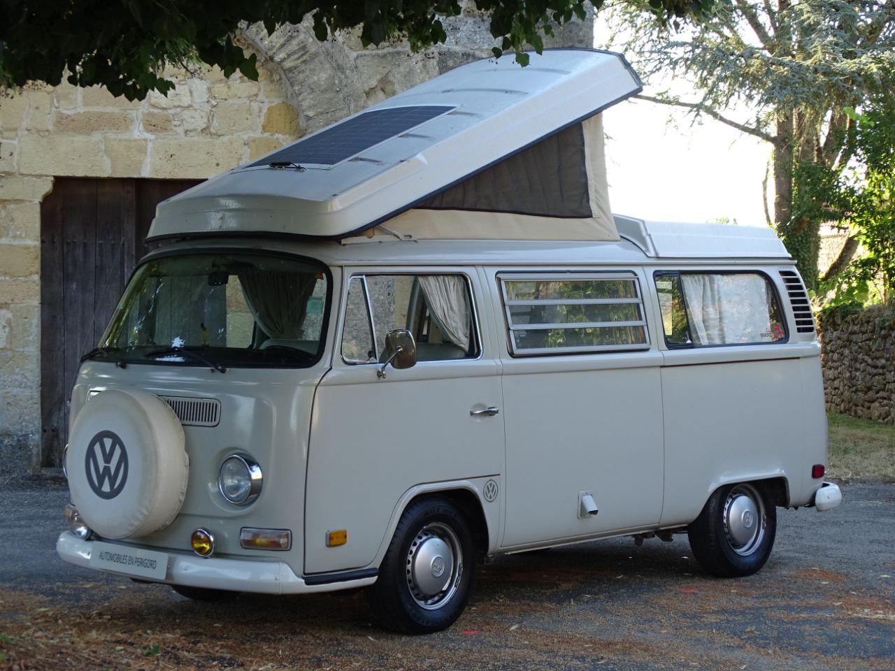 VOLKSWAGEN Combi Westfalia - 1971 LesAnciennes.com