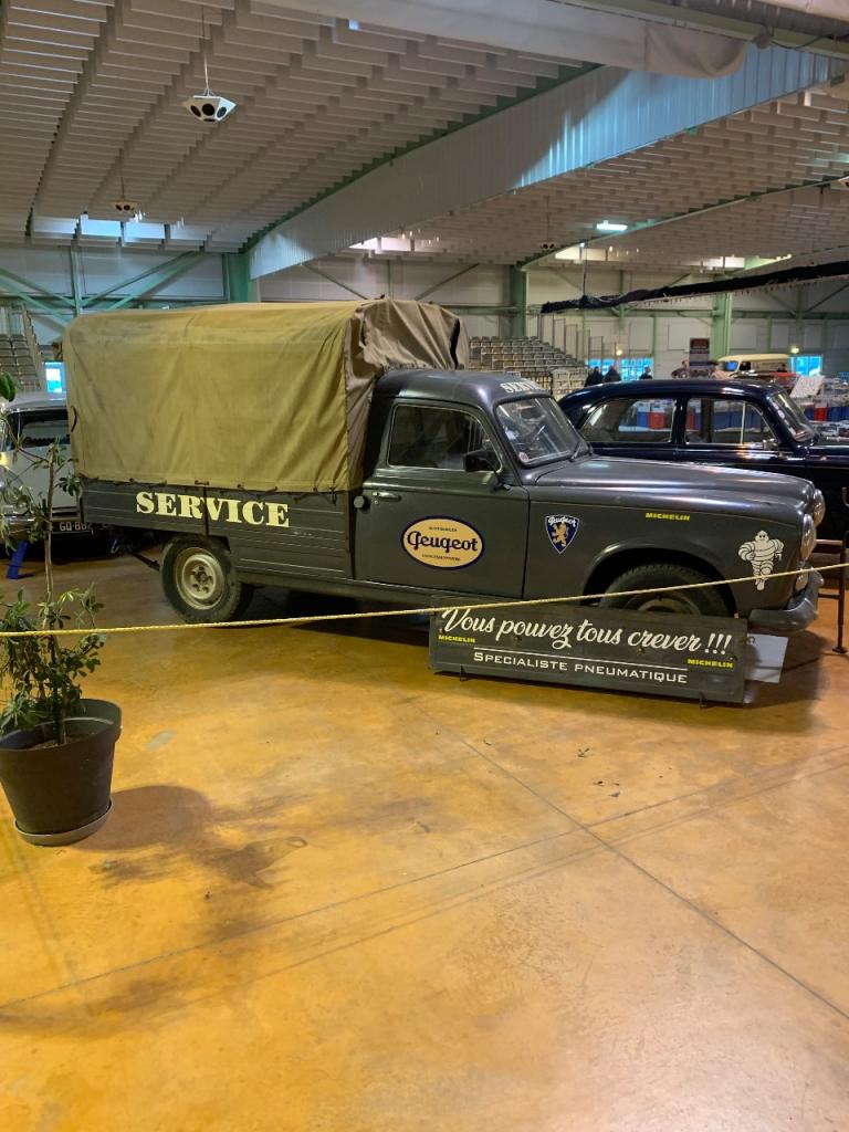 PEUGEOT 403 - 1962 LesAnciennes.com