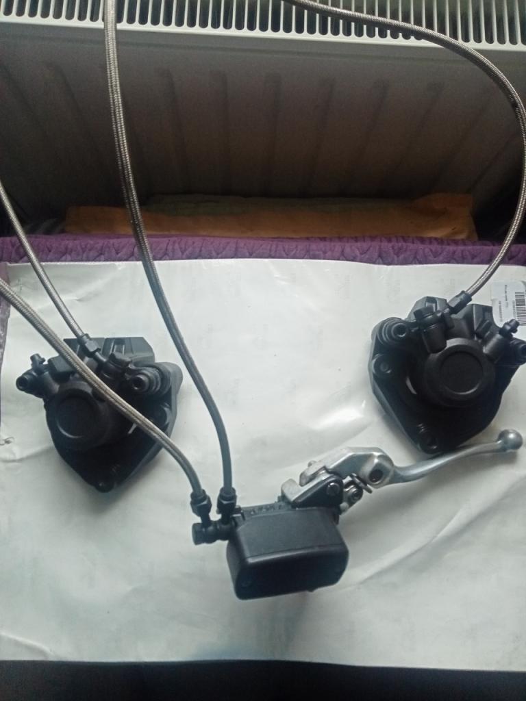 Système de freinage KAWASAKI Z650 LesAnciennes.com