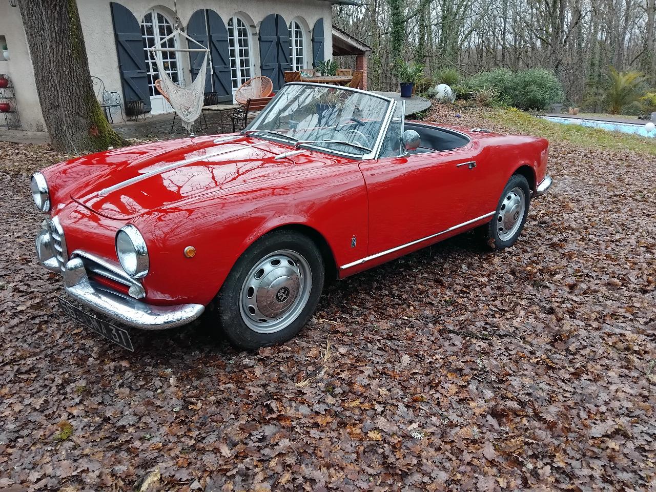 ALFA ROMEO Giulietta spider veloce - 1962 LesAnciennes.com