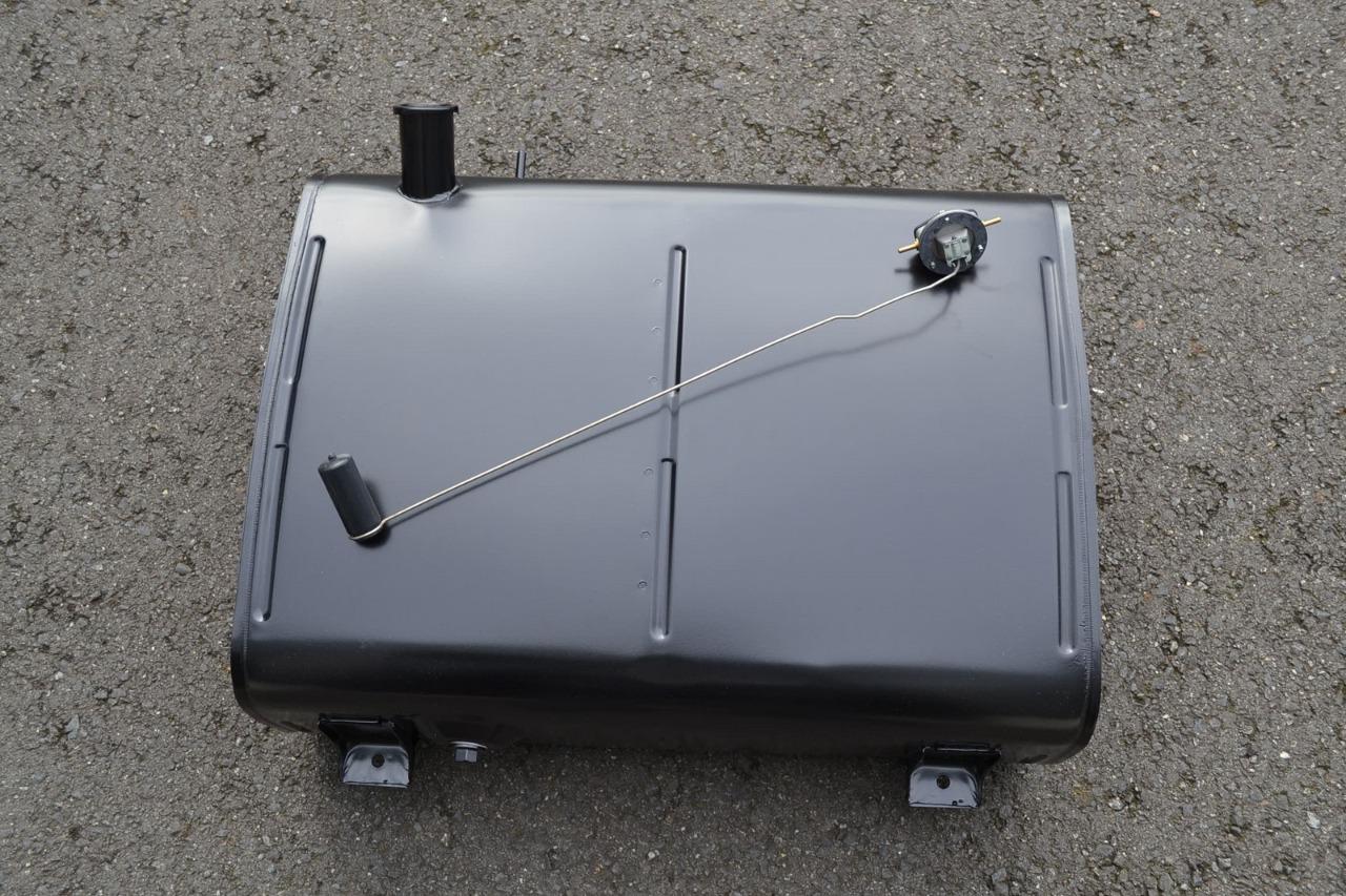 Réservoir essence CITROEN HY + jauge, neuf LesAnciennes.com