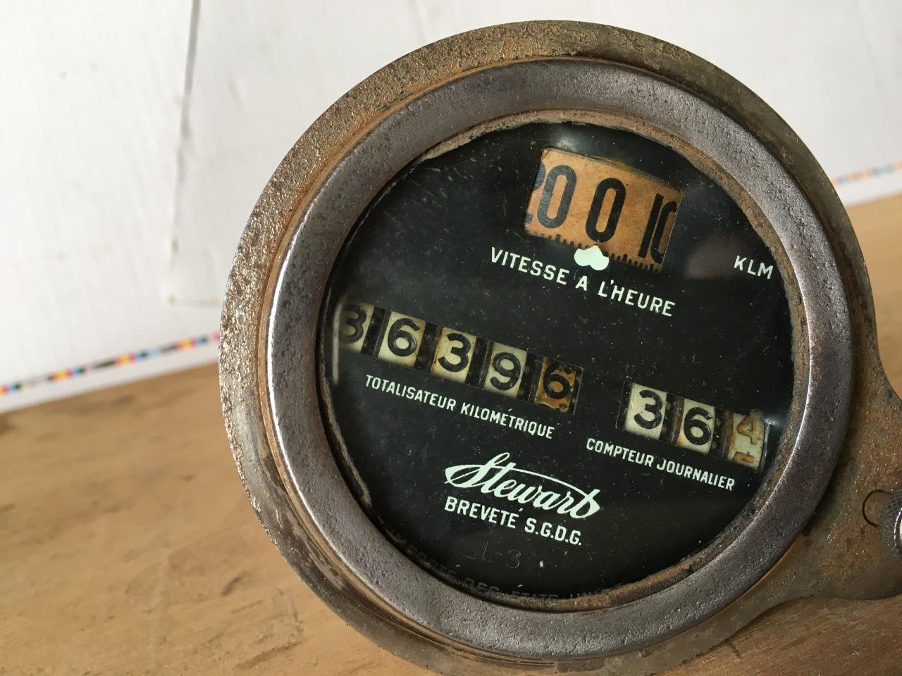 Compteur STEWART LesAnciennes.com