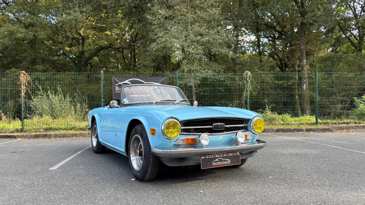 TRIUMPH TR6 PI - 1972 LesAnciennes.com