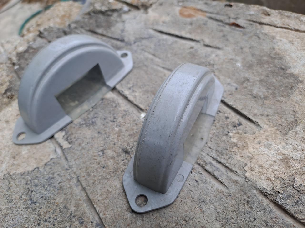 Cabochons CITROEN LesAnciennes.com