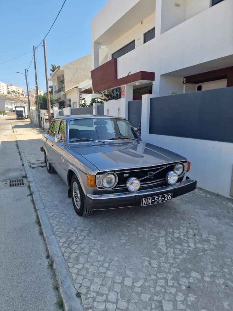 1974 Volvo 144 20BF LesAnciennes.com