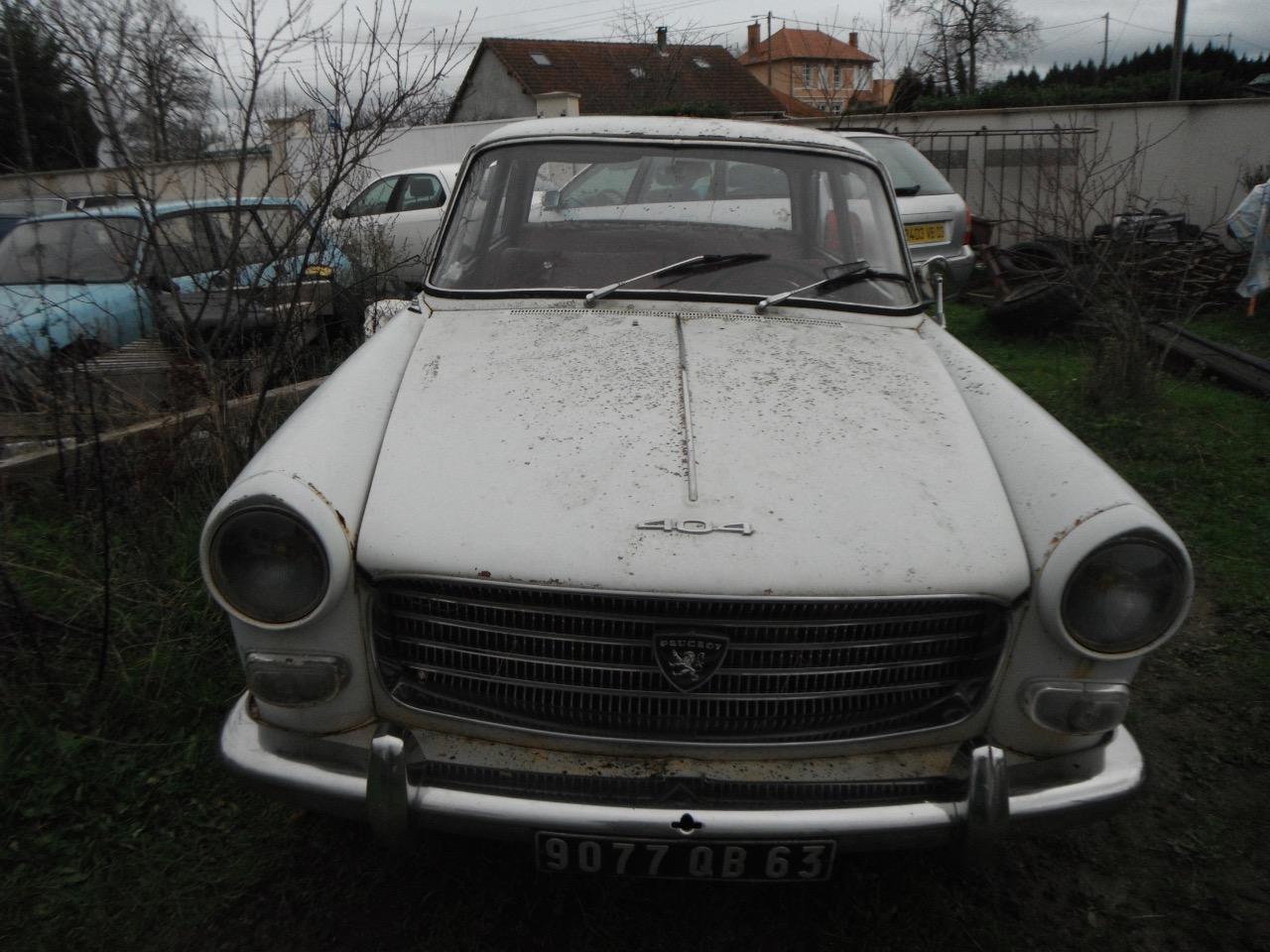 PEUGEOT 404 berline - 1963 LesAnciennes.com