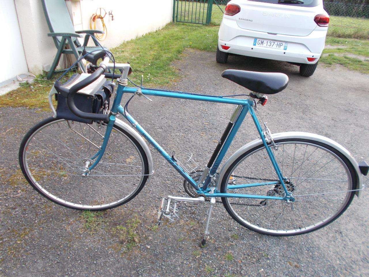 MOTOBECANE B3 vélo ct3 - 1979 LesAnciennes.com