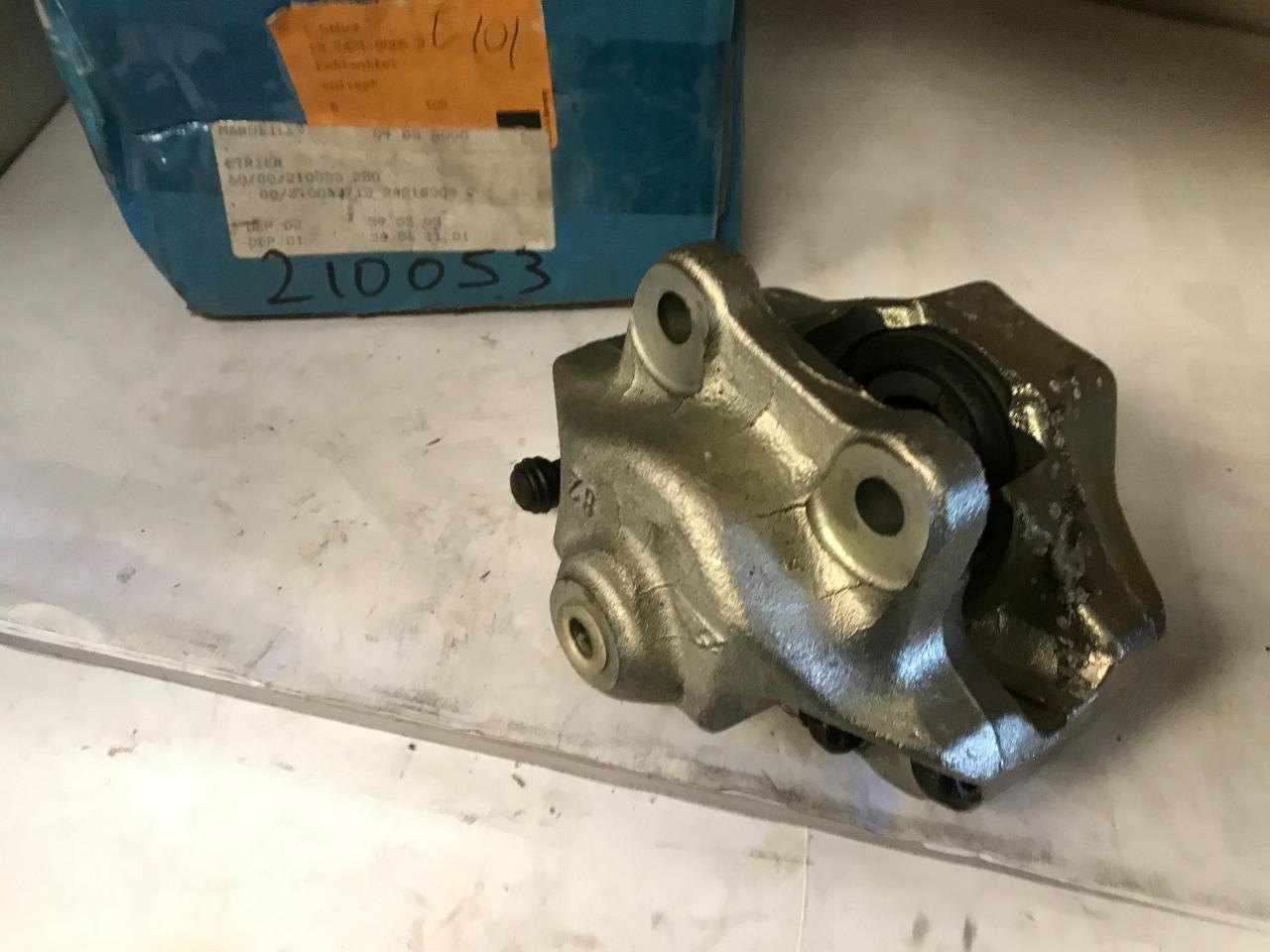 Etrier neuf BMW 2500 2800 LesAnciennes.com