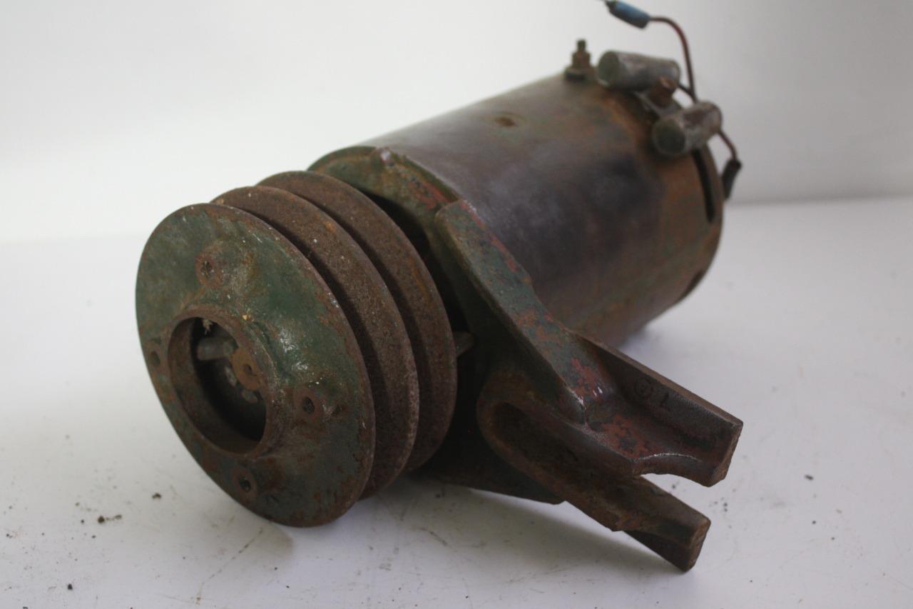Dynamo Matford Alsace 2 courroie 6 Volts 6V Ford LesAnciennes.com