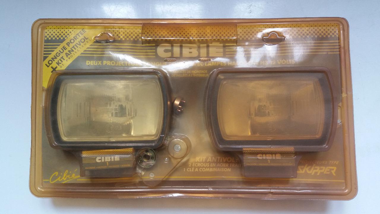 Phares CIBIE skipper LesAnciennes.com