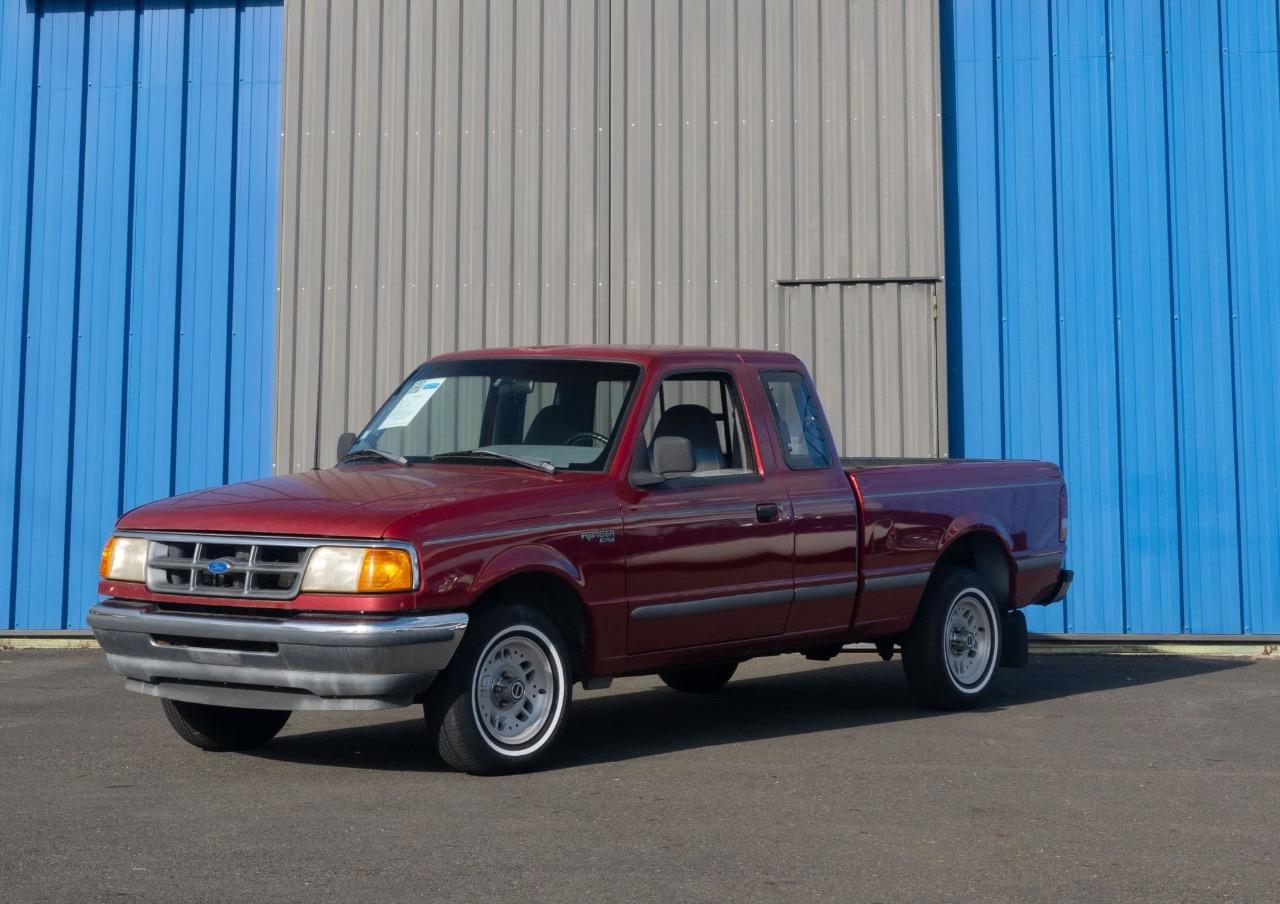 FORD Ranger XLT - 1993 LesAnciennes.com