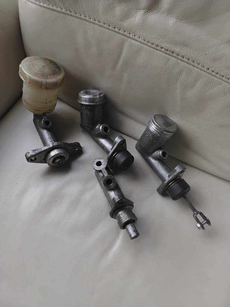 Maitre cylindre LesAnciennes.com