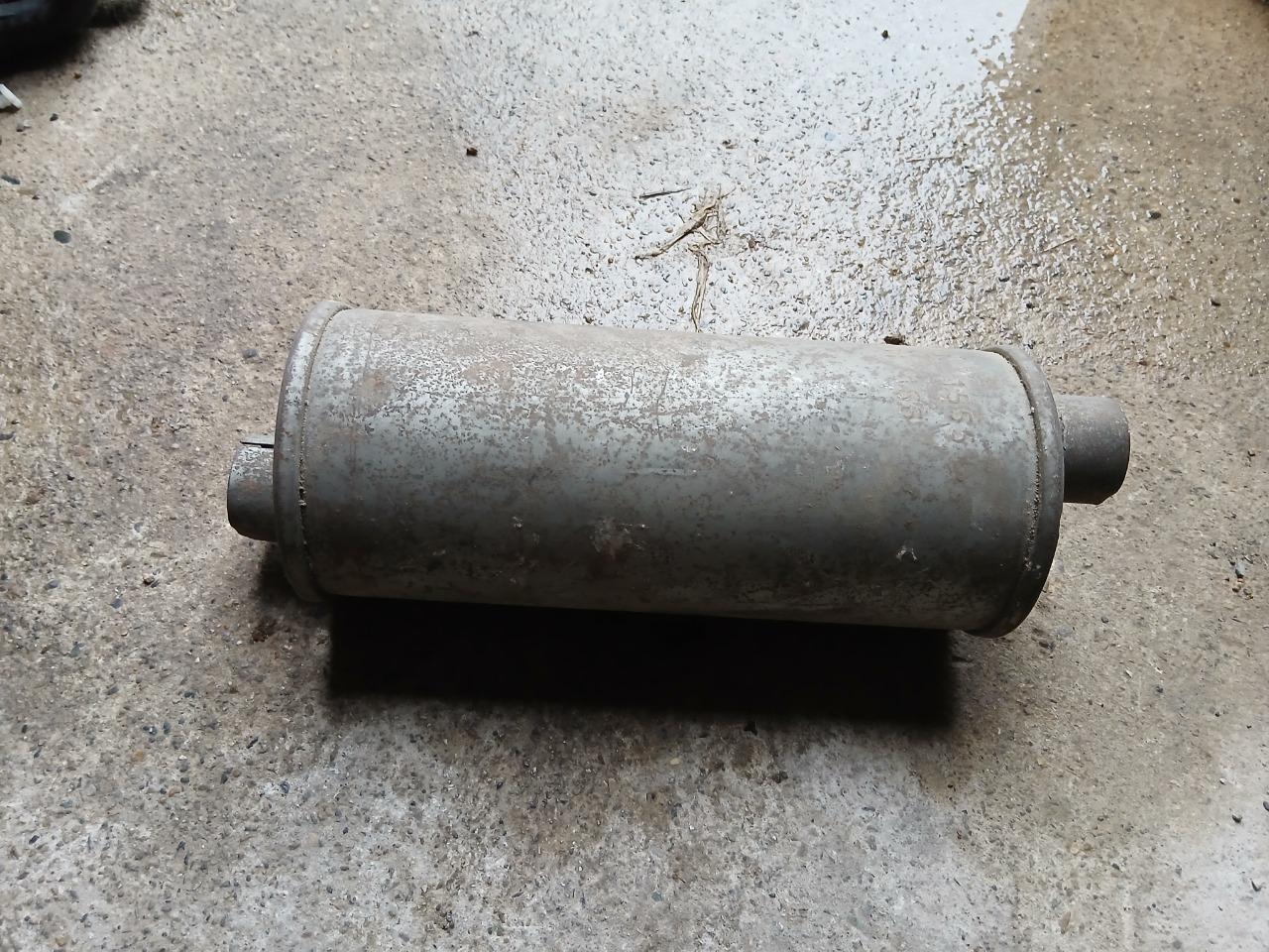 Pot échappement PEUGEOT 403 LesAnciennes.com