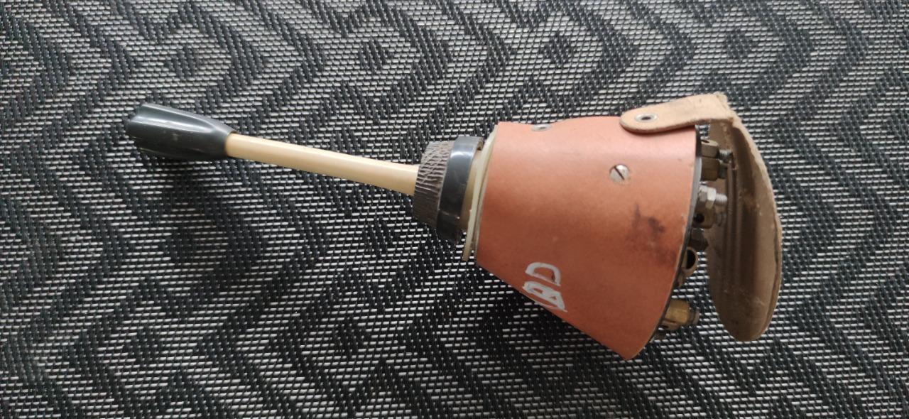 Commodo PANHARD PL 17 LesAnciennes.com