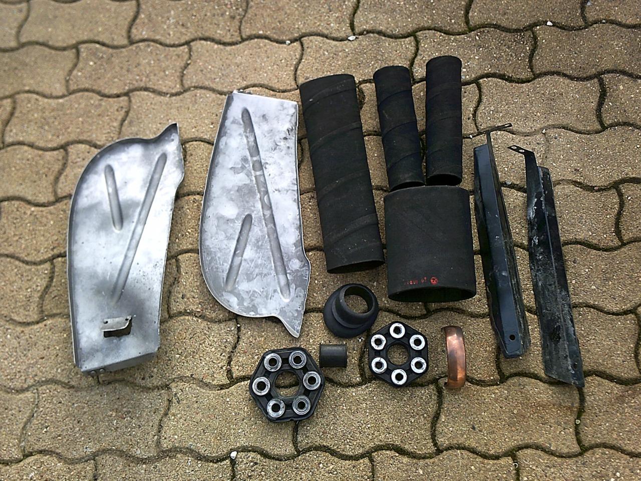 Lot de pièces MERCEDES 190 SL w 121 LesAnciennes.com