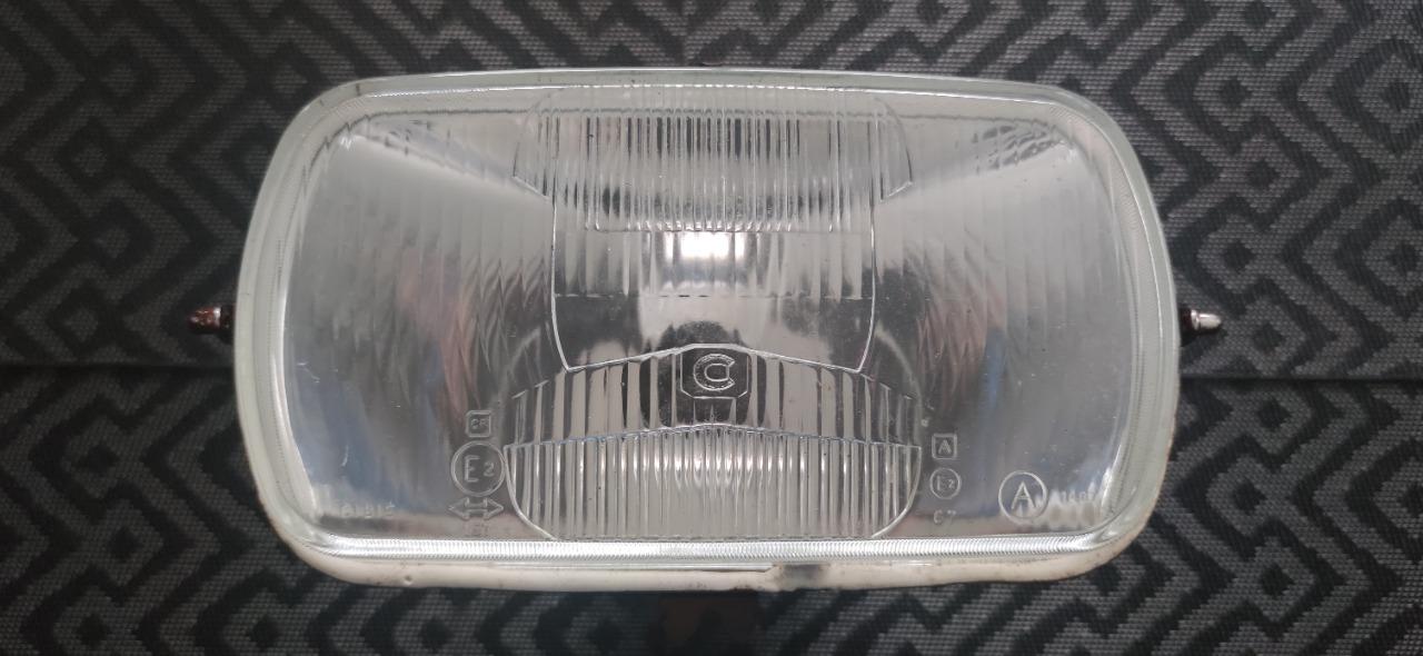 Phare CITROEN Ami 6 Ami 8 LesAnciennes.com