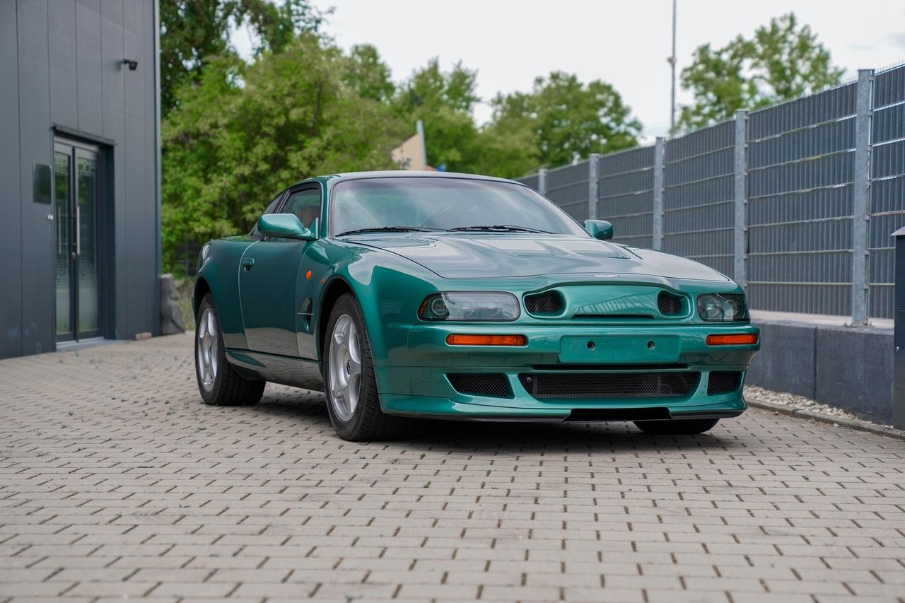 2000 Aston Martin Vantage Le Mans V600 LesAnciennes.com