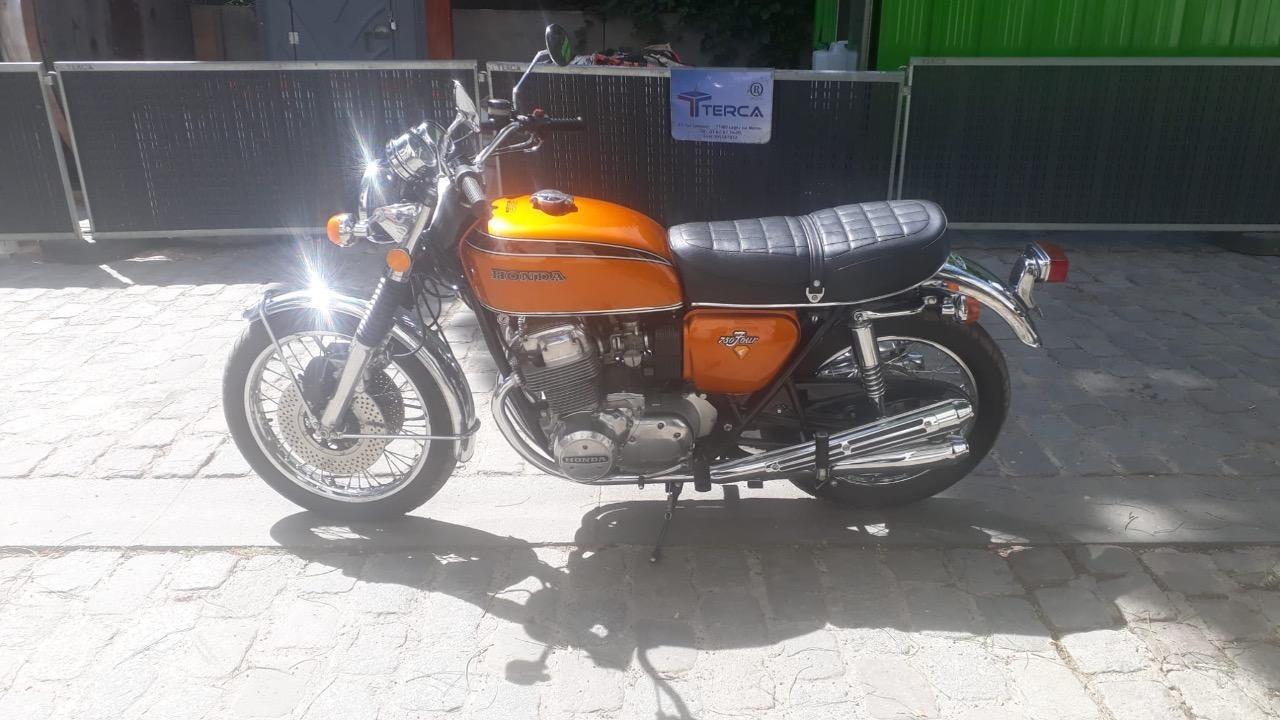 HONDA CB 750 Four K2 - 1976 LesAnciennes.com