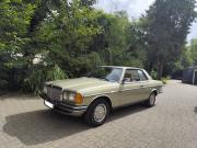 image_0-MERCEDES 230 CE - 1983