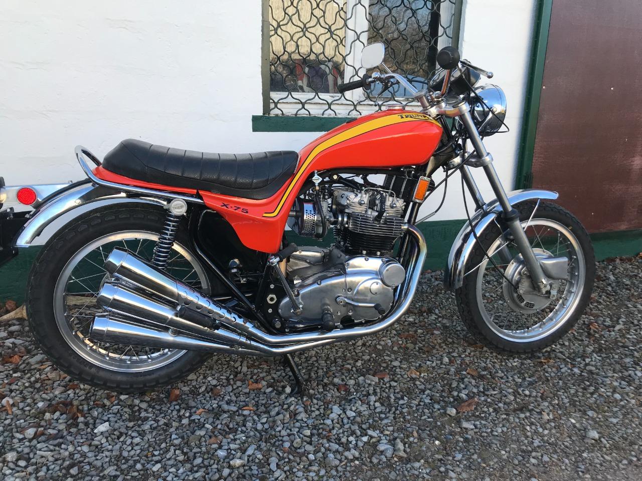 TRIUMPH X75 Hurricane - 1974 LesAnciennes.com