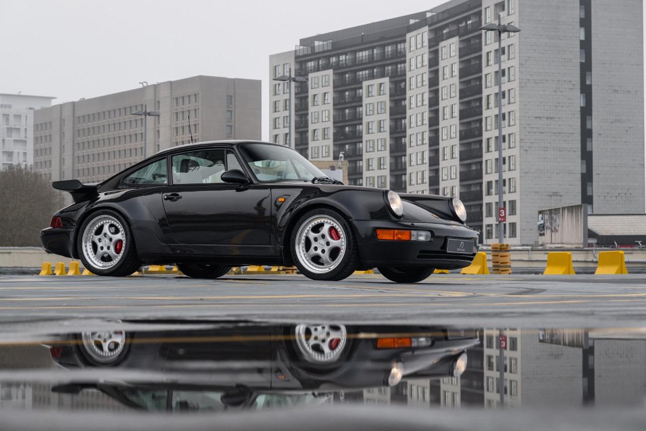 PORSCHE 911 964 3.6L Turbo PTS - 1993 LesAnciennes.com