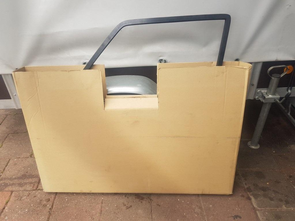 Portes PEUGEOT 504 sedan LesAnciennes.com