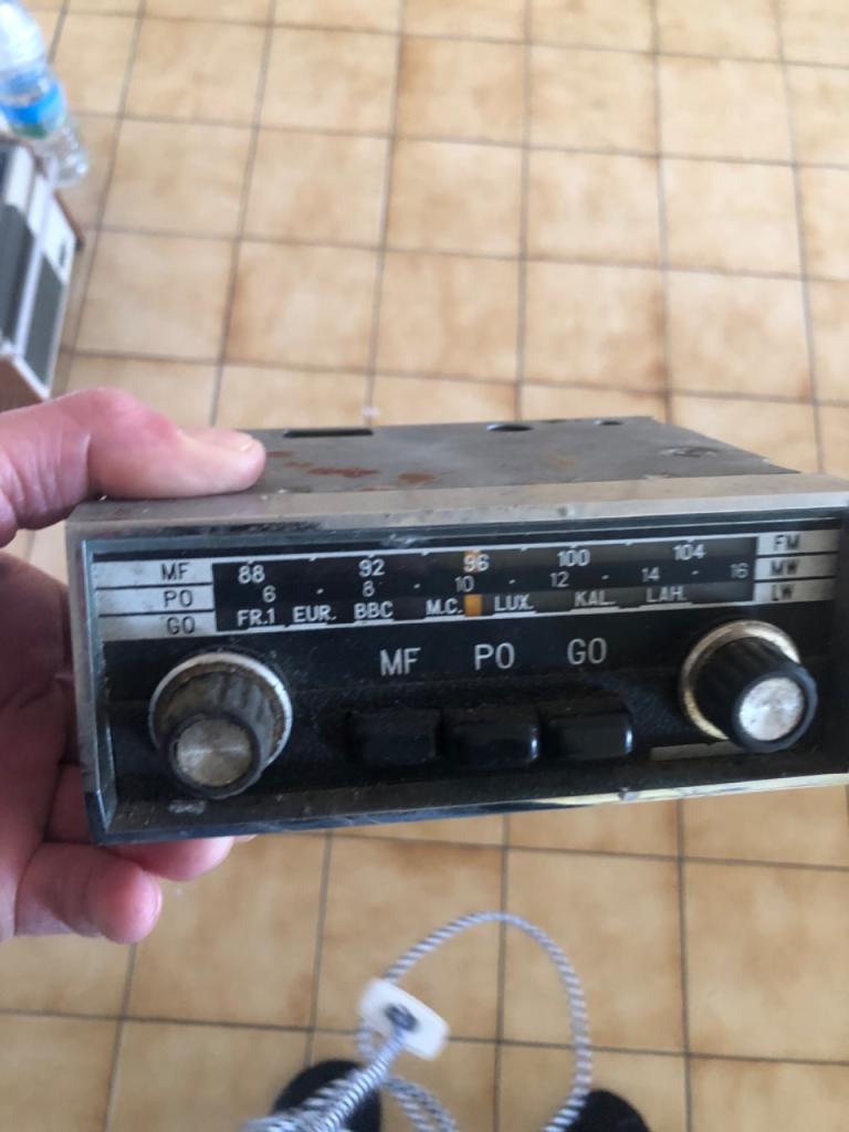 Autoradio CITROEN DS LesAnciennes.com