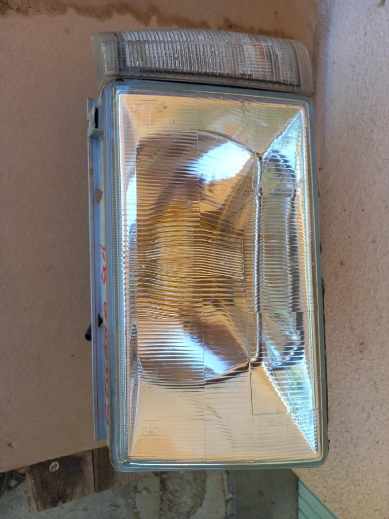 Phare G FIAT Regata LesAnciennes.com