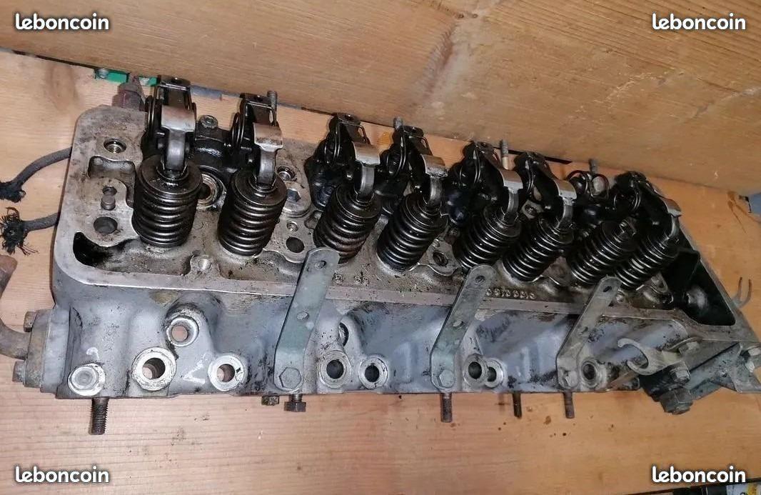 Culasse MERCEDES 300 SEL 300 SEL 6.3 W109 LesAnciennes.com